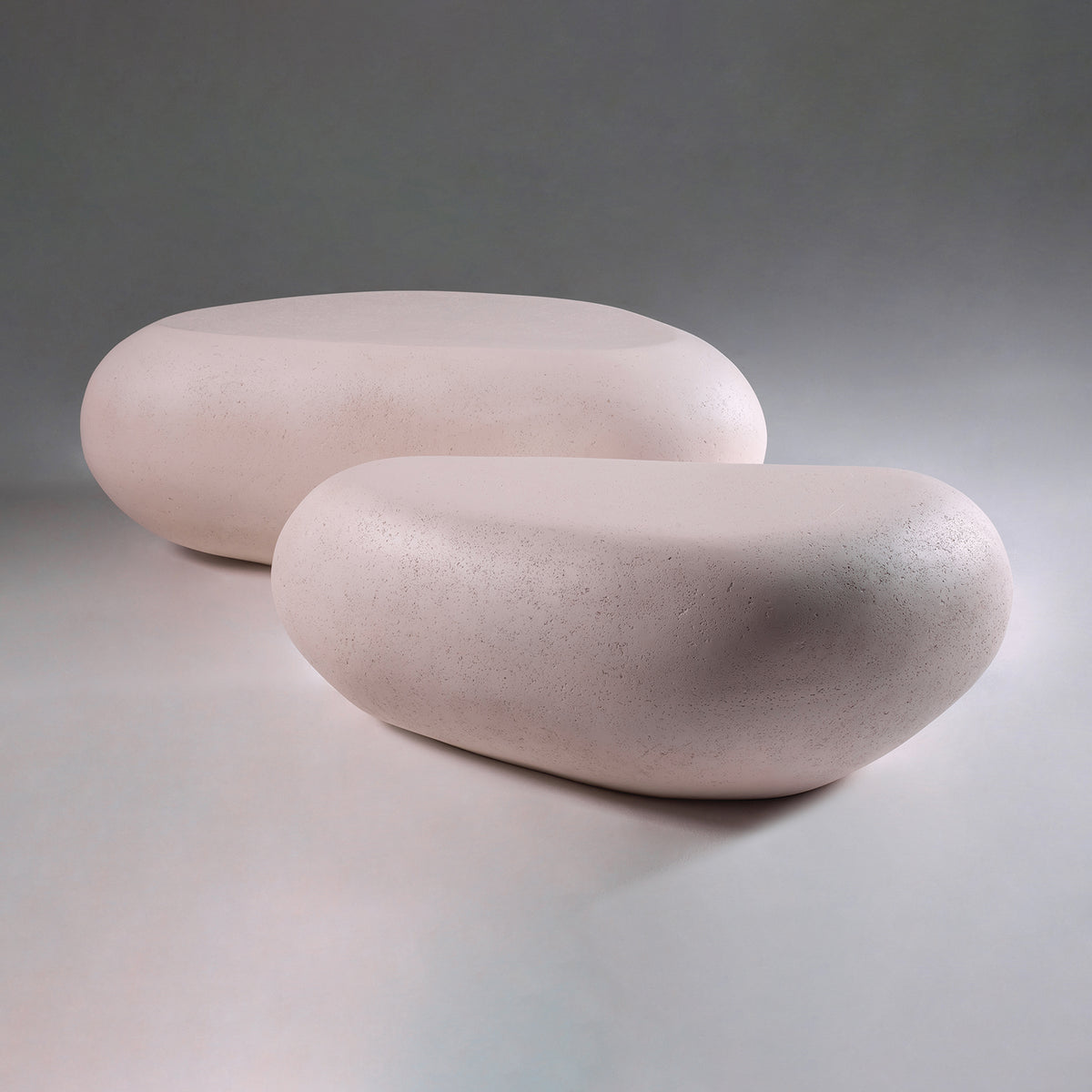 Pebble Table – Casa Selma